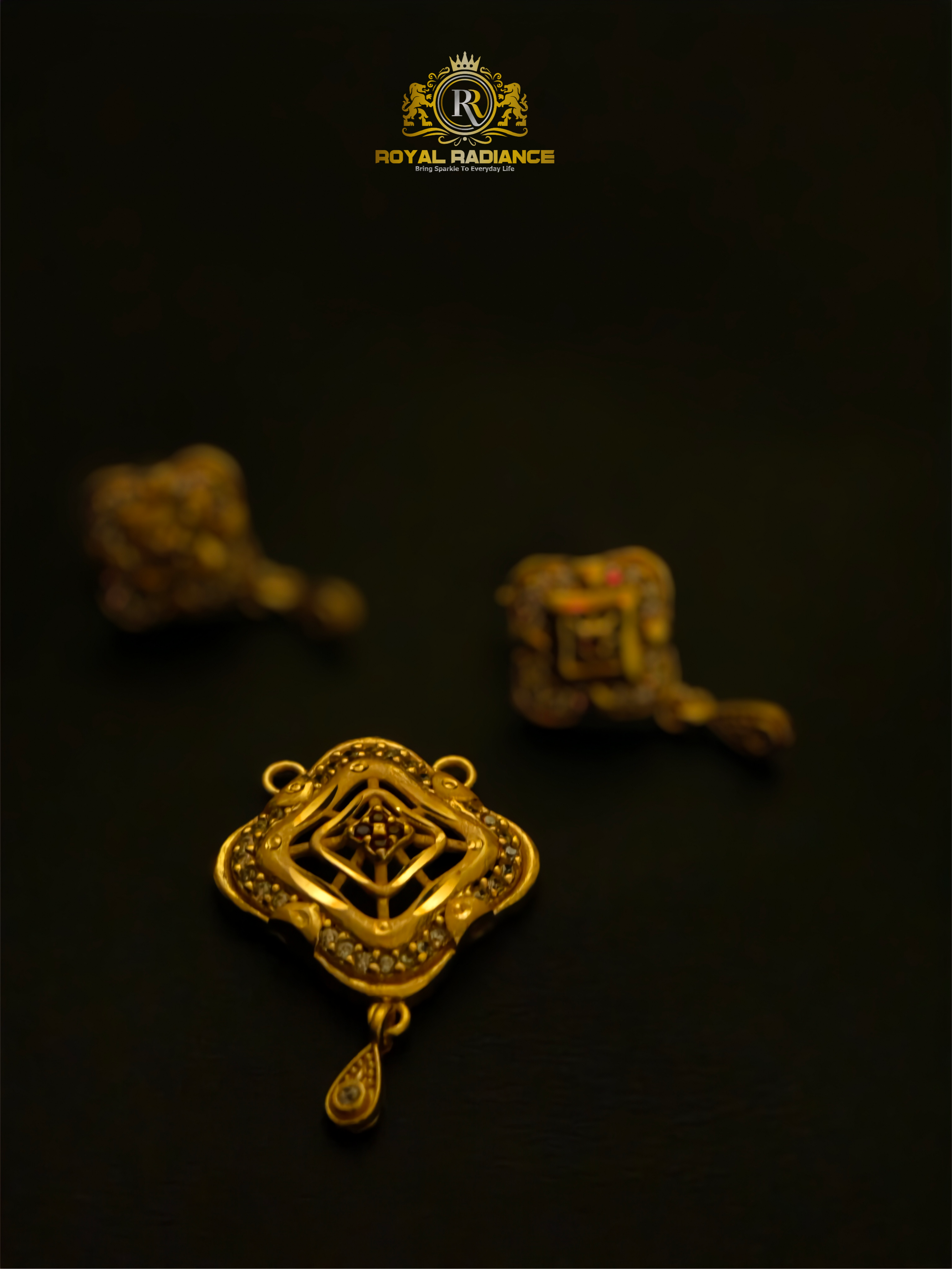 Elegant Stone Pendant Set
