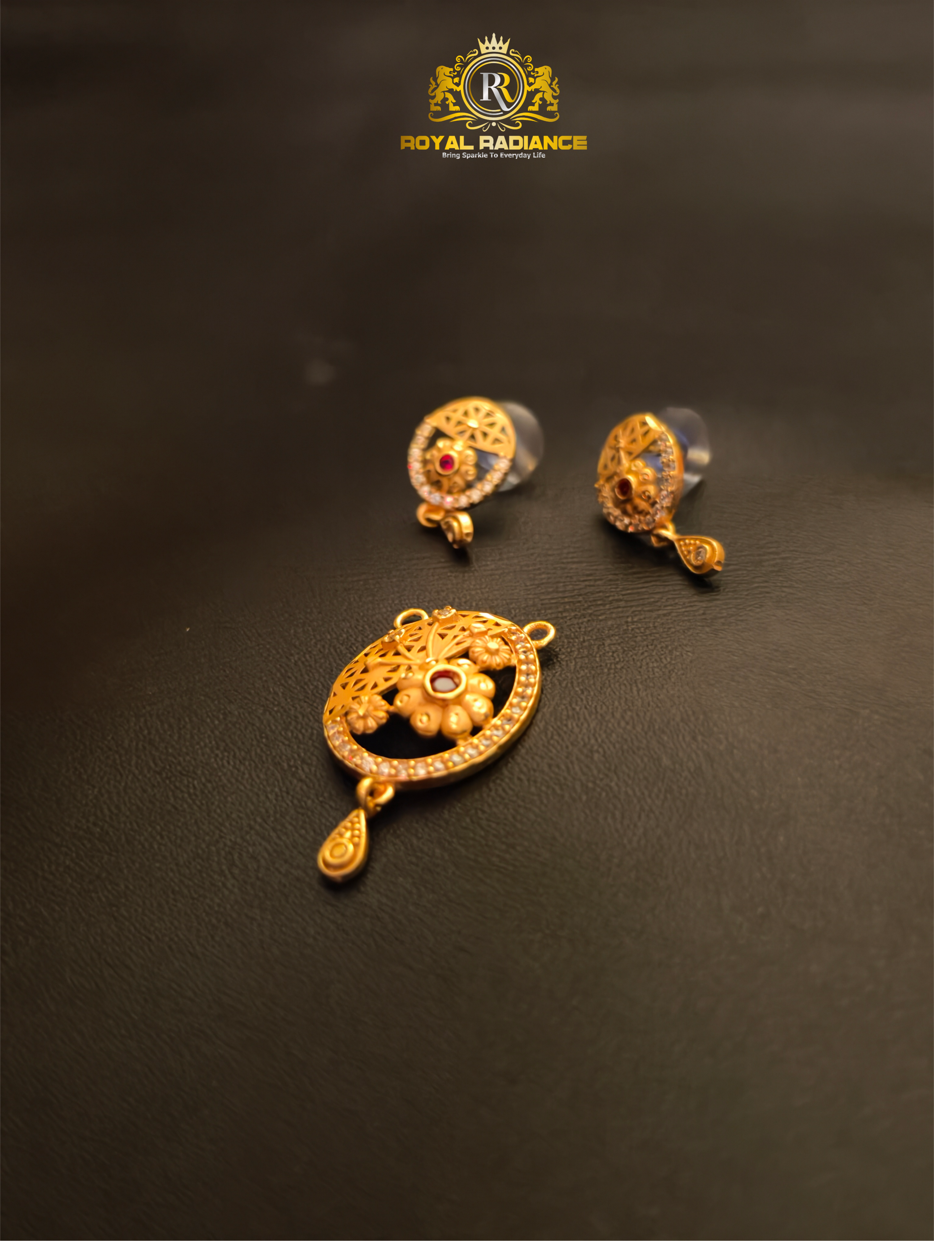 Pendant Sets for Women