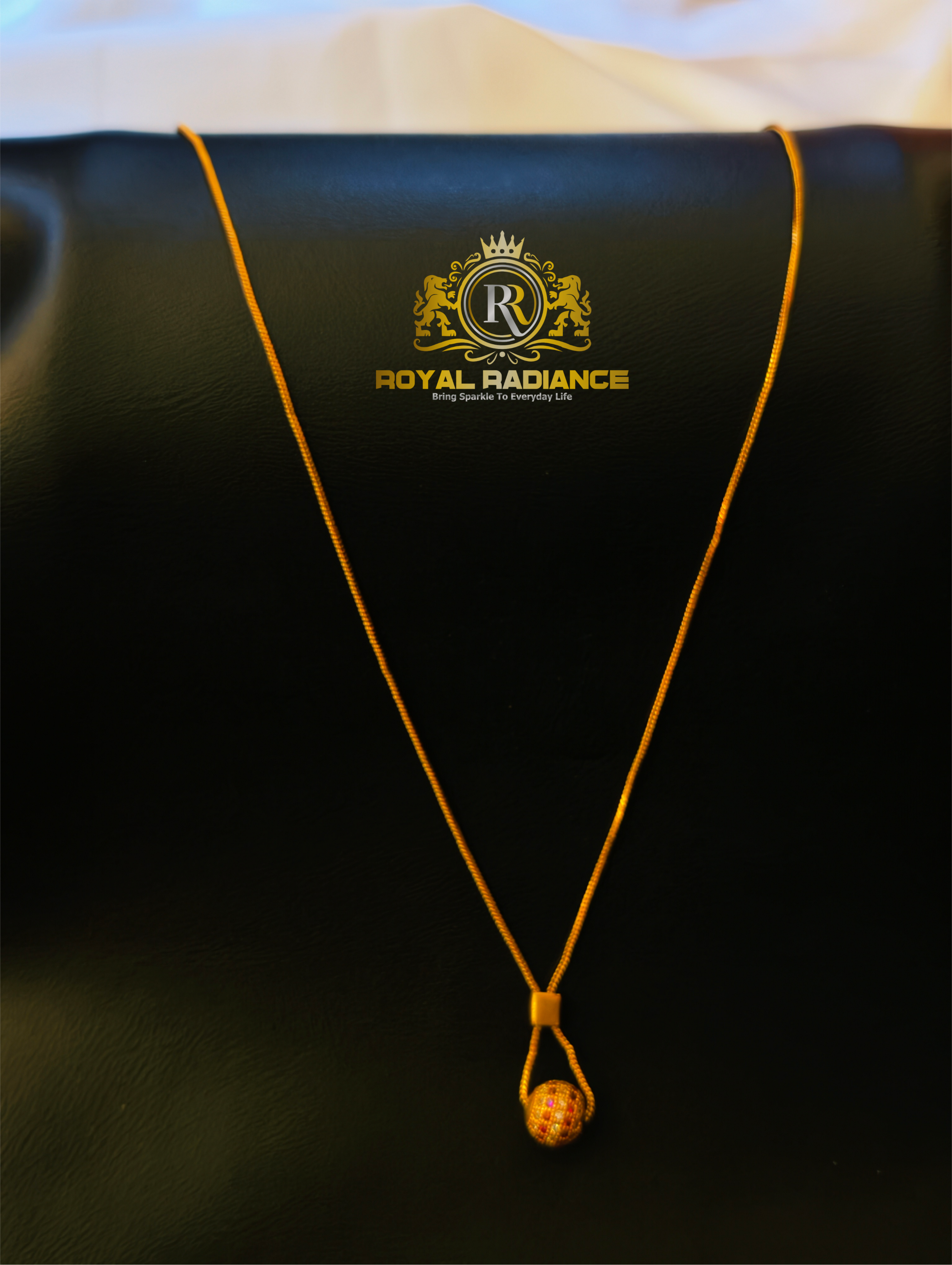 ✨ Elegant Ladies Chain Collection